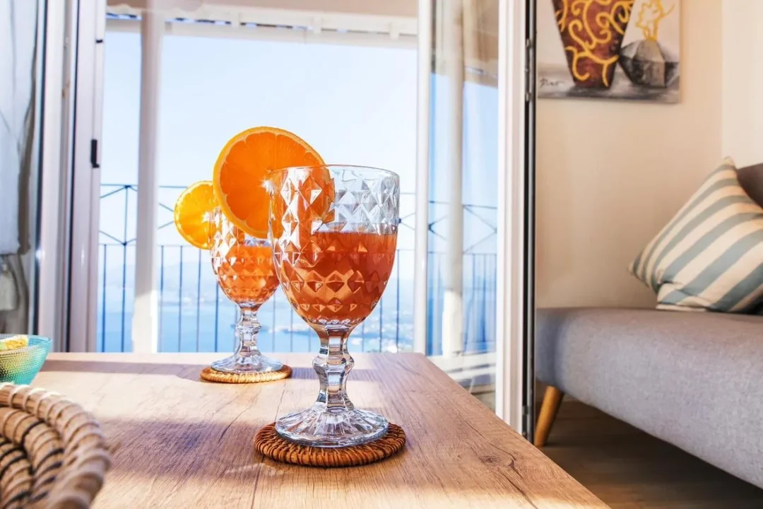 Drinks with sea view